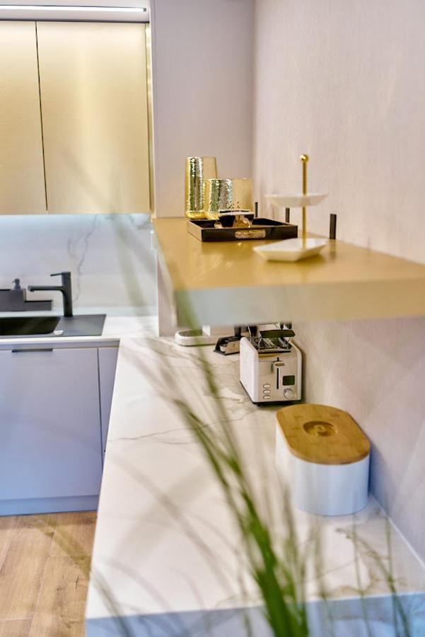 Laguna Ogrody Pieniawskie 33 Emerald Vip-Z Balkonem 폴라니카-즈루이 외부 사진