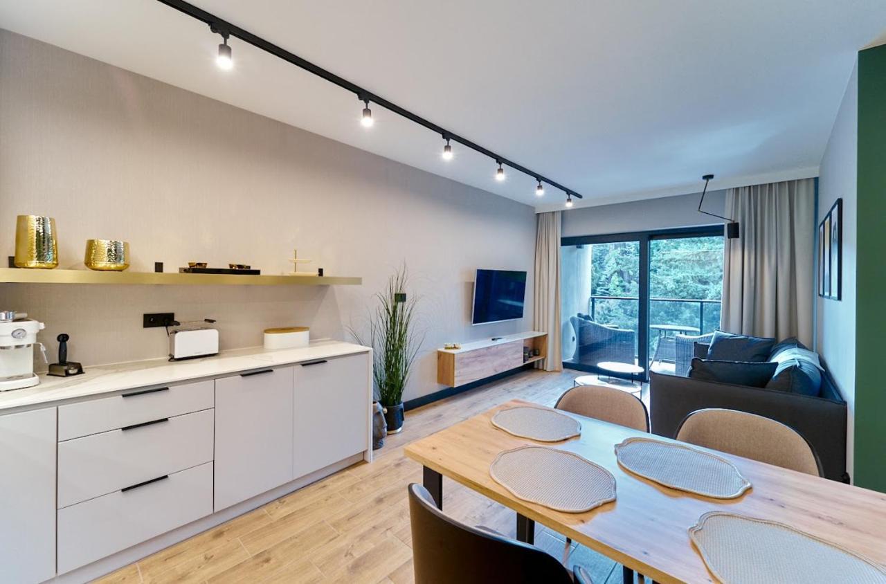 Laguna Ogrody Pieniawskie 33 Emerald Vip-Z Balkonem 폴라니카-즈루이 외부 사진