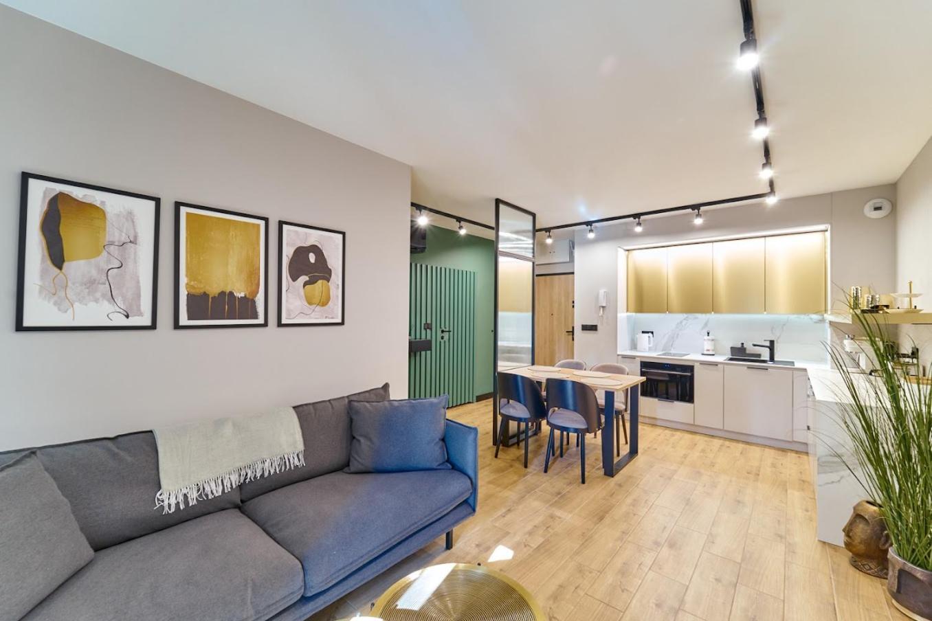 Laguna Ogrody Pieniawskie 33 Emerald Vip-Z Balkonem 폴라니카-즈루이 외부 사진